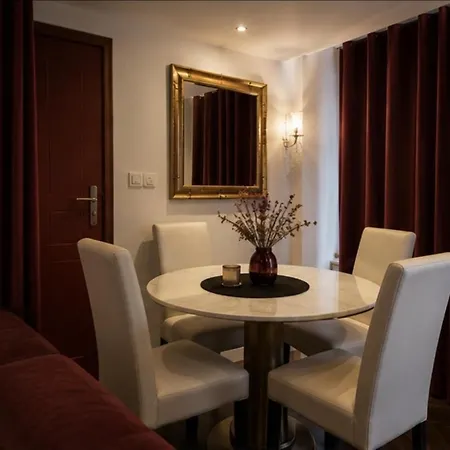 Duplex Baroque Vieux 4 Personnes شقة *